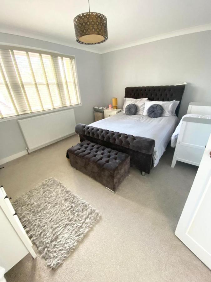 Holiday home Large Country Mansion In Newton Mearns *