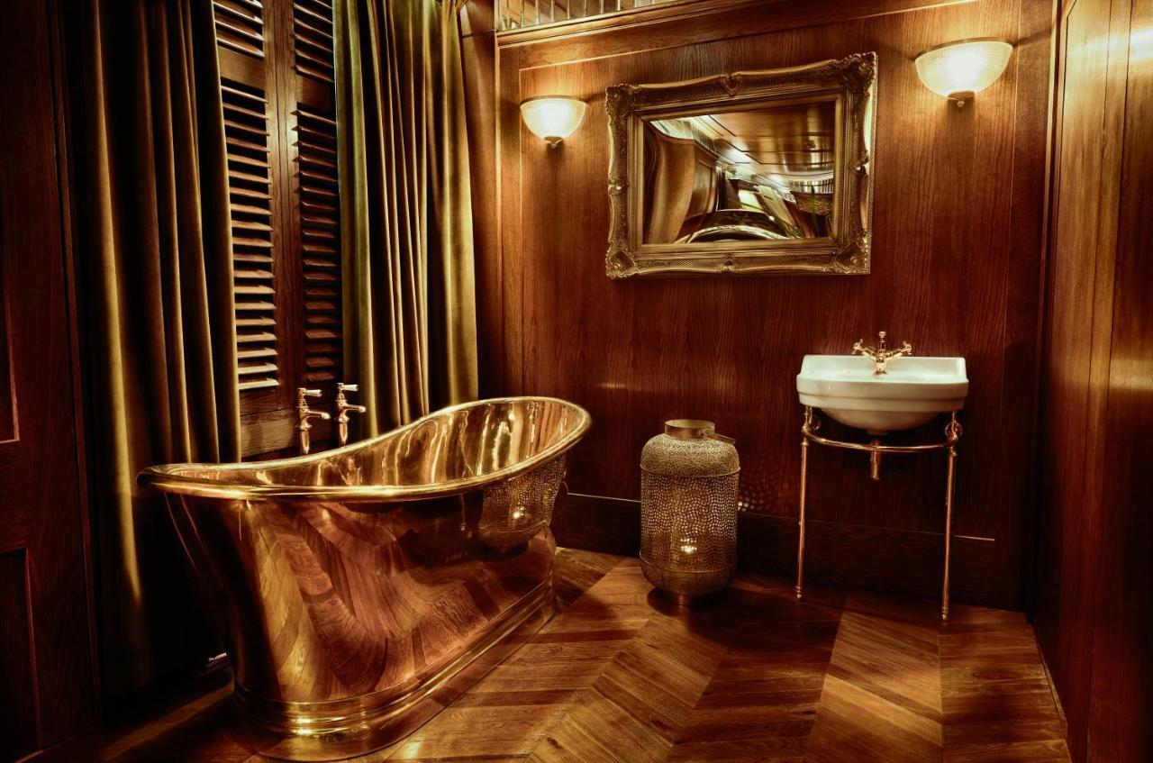 Hotel House Of Gods *