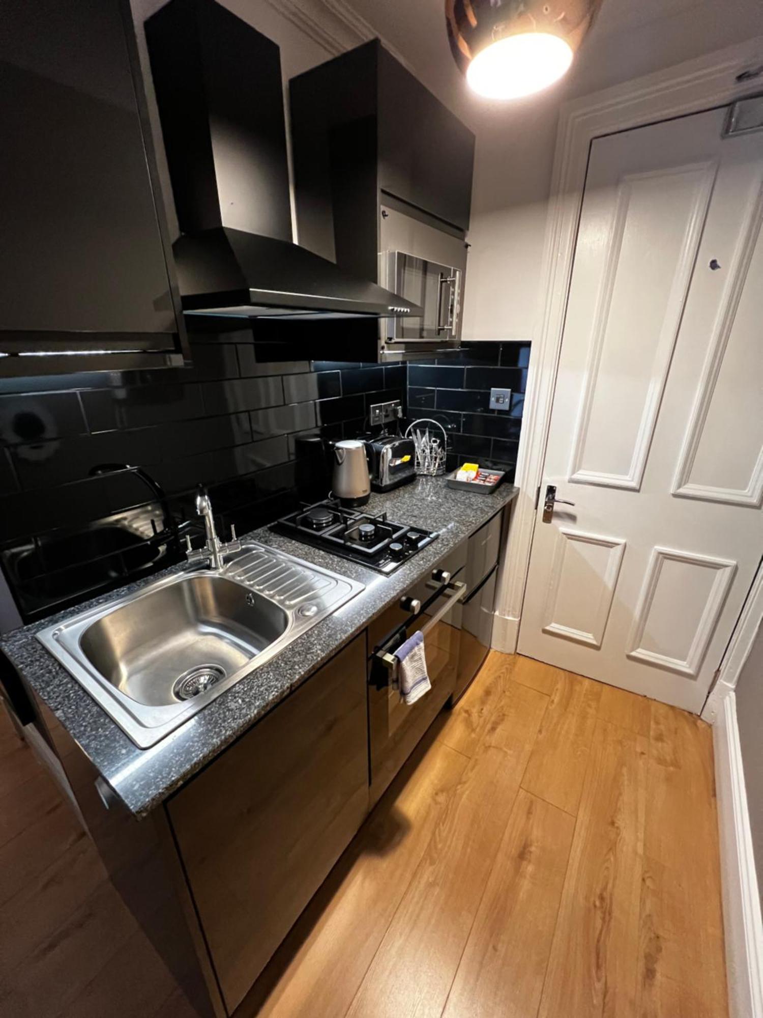 Amani - Centre Aparthotel Glasgow