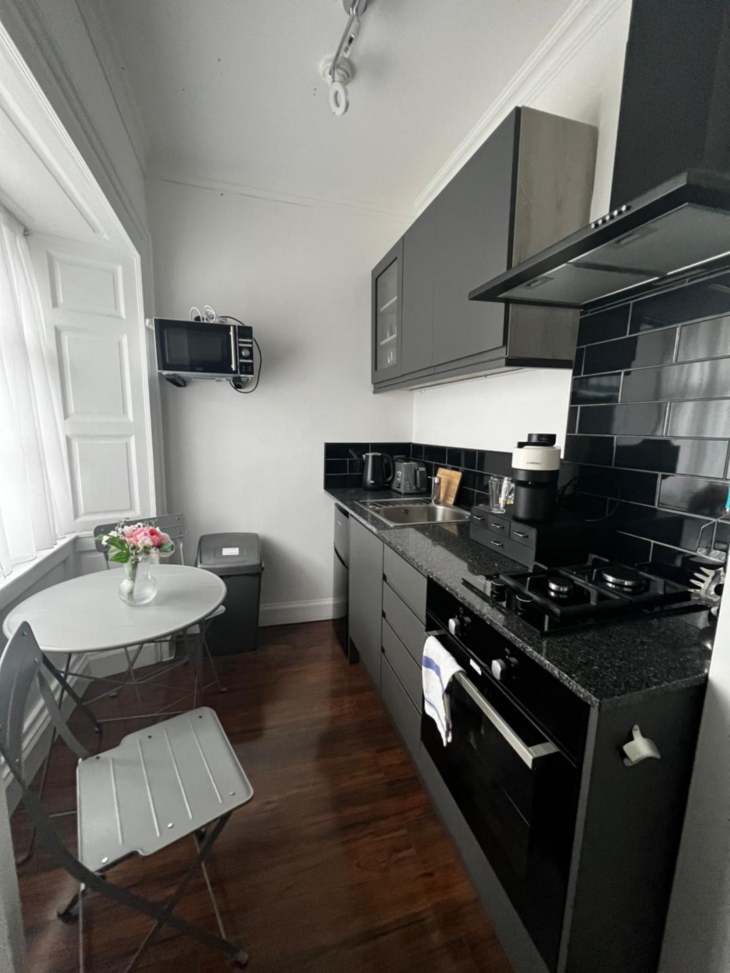 Aparthotel Amani - Centre Glasgow