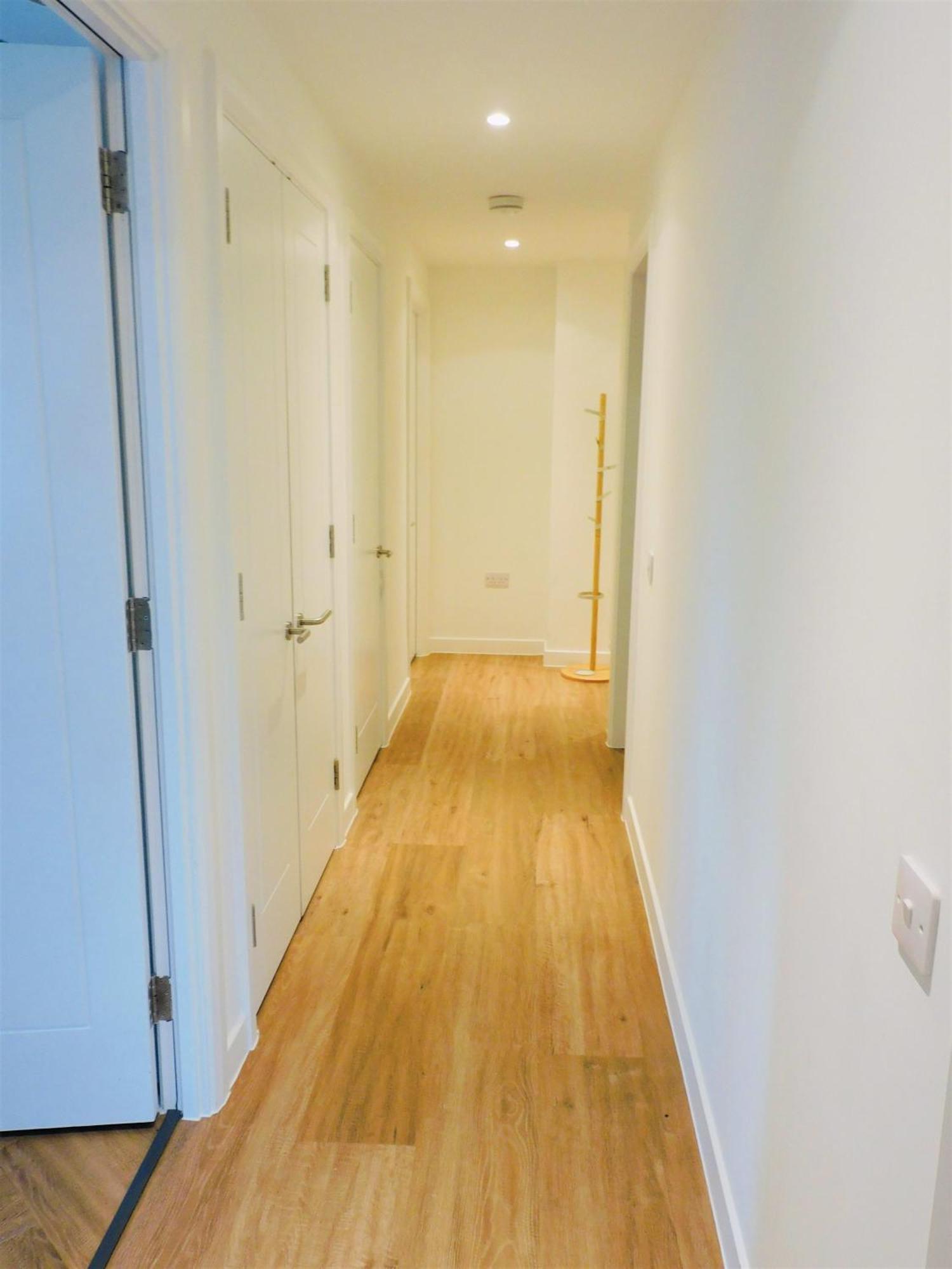 Brand New Gorgeous 2 Bed In Finnieston Apartment *