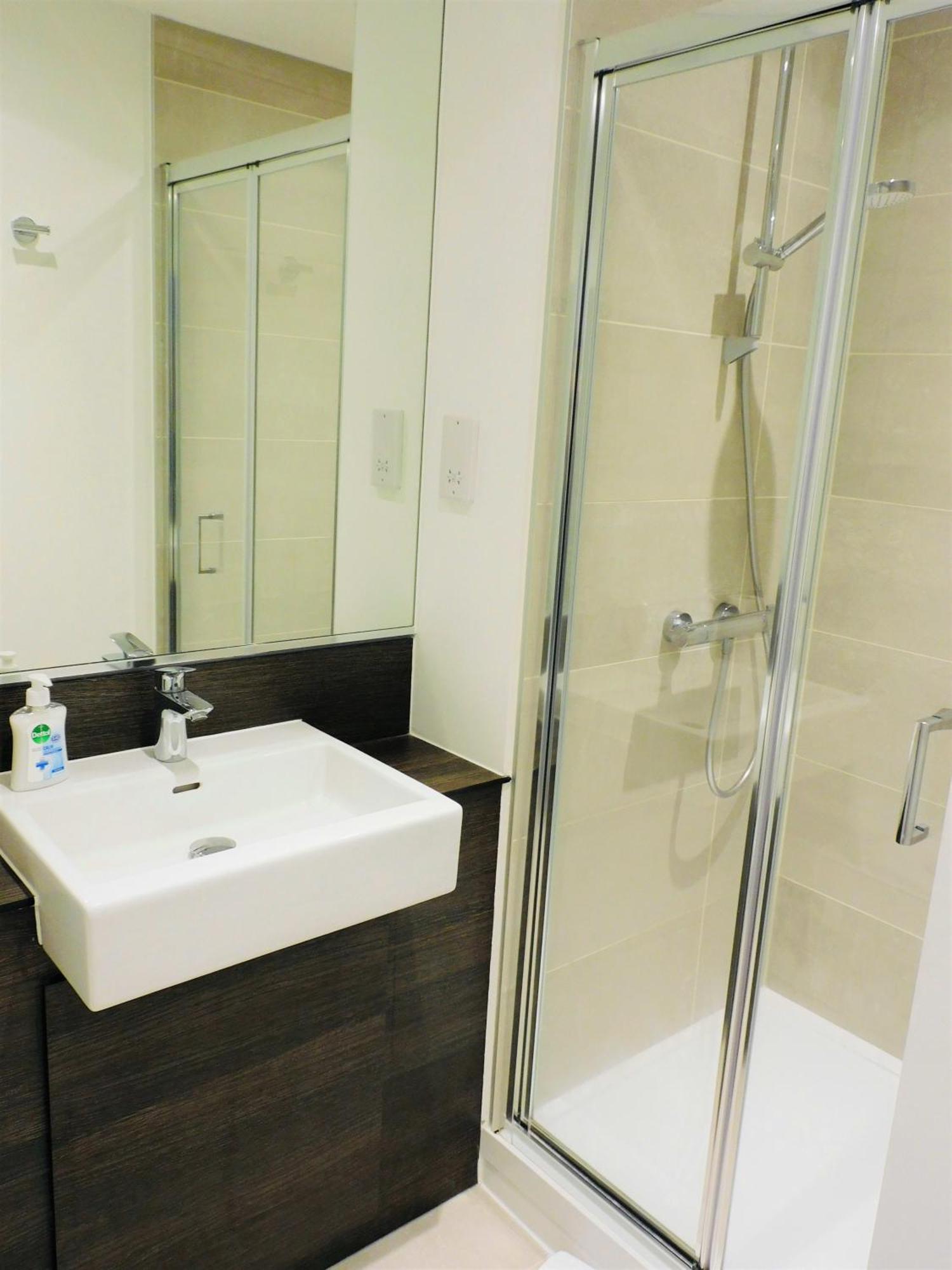 Brand New Gorgeous 2 Bed In Finnieston Apartment Glasgow
