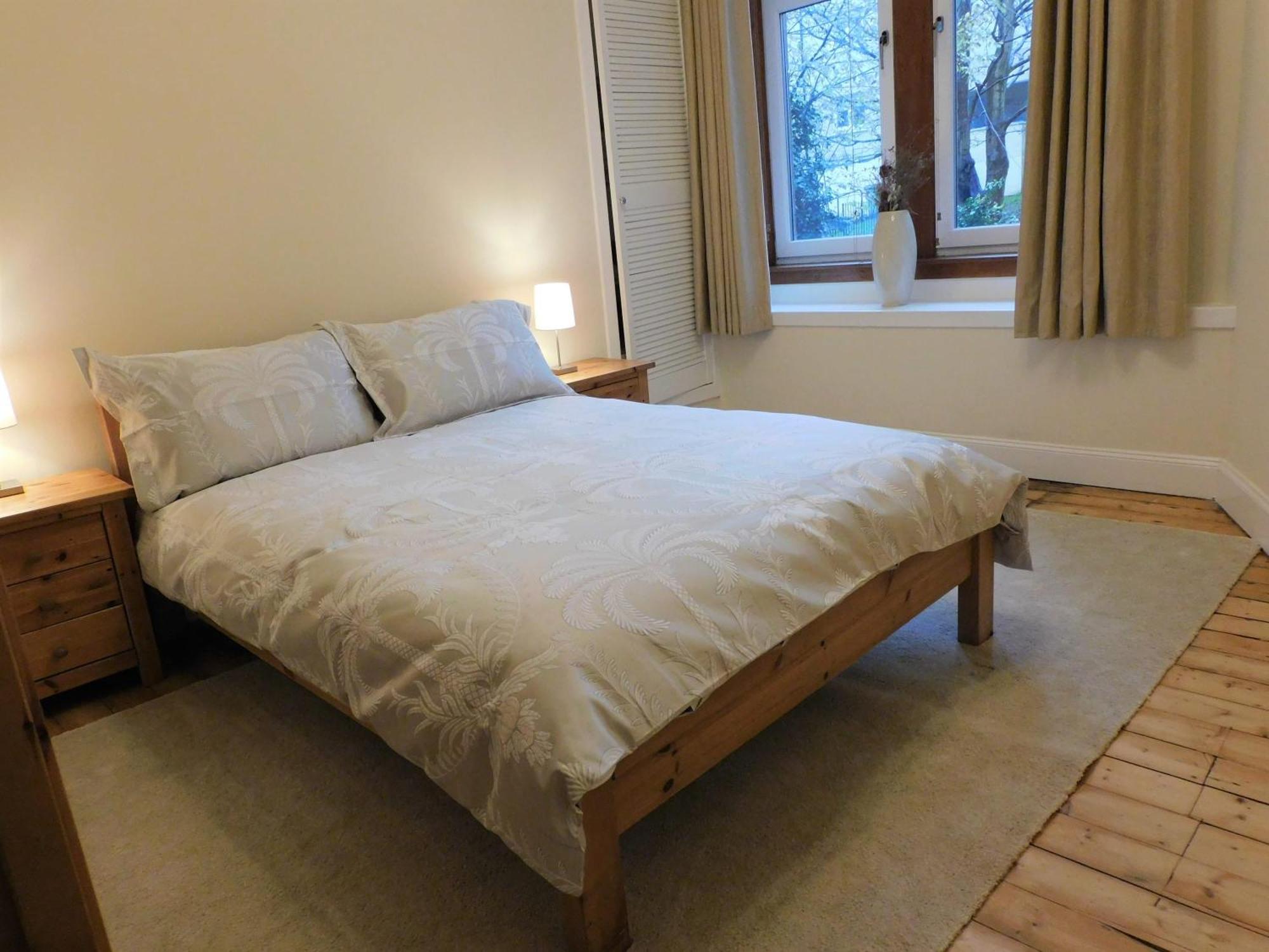 Apartment Beautiful & Spacious 2 Bed In West End Glasgow