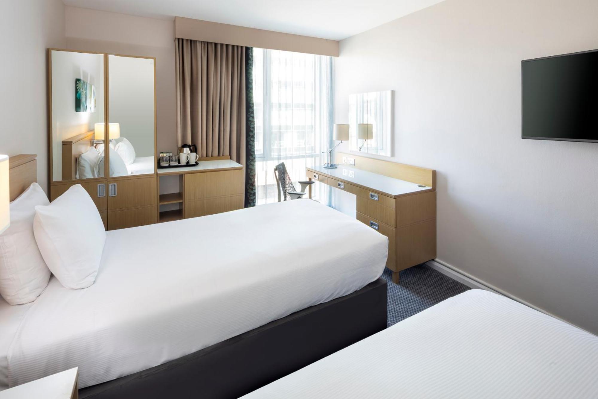 Hilton Garden Centre 4*