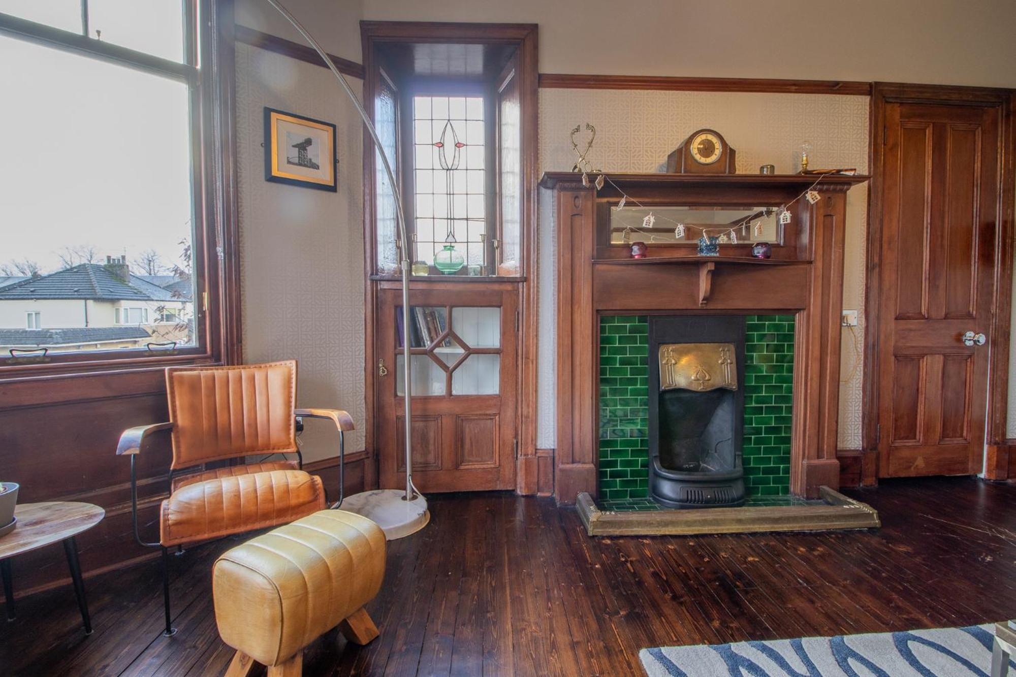 Pass The Keys Beautiful, Traditional 2 Bed Flat W Free Parking * Glasgow