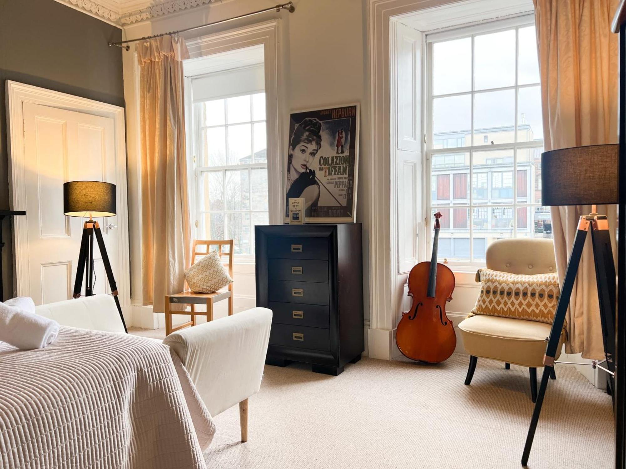 Garnethill Charm 3 Bed Flat * Glasgow