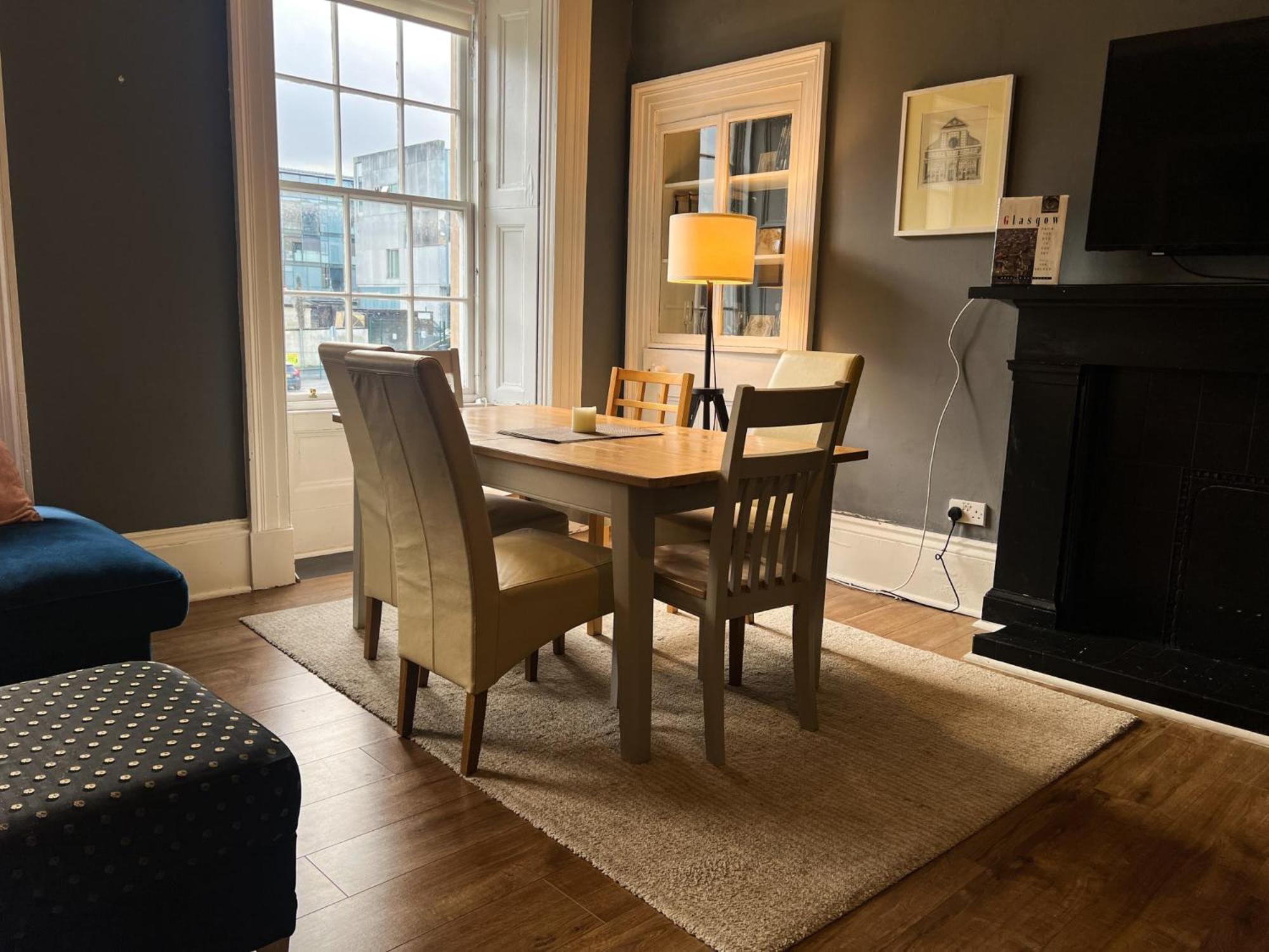 Apartment Garnethill Charm 3 Bed Flat *