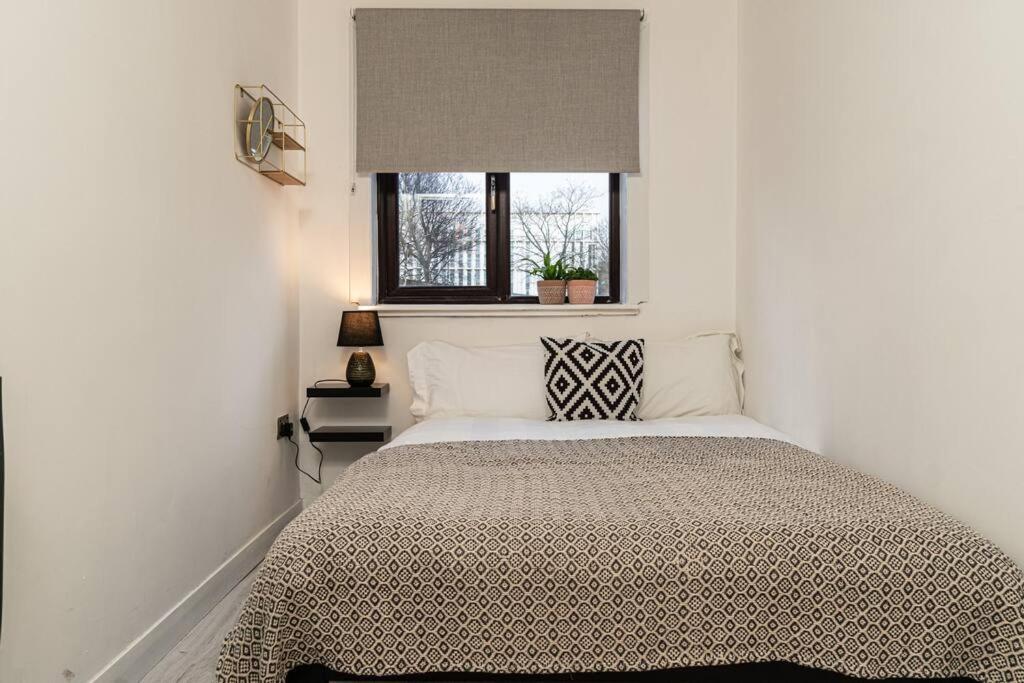 Apartment Stylish Pad With Free Private Parking Glasgow