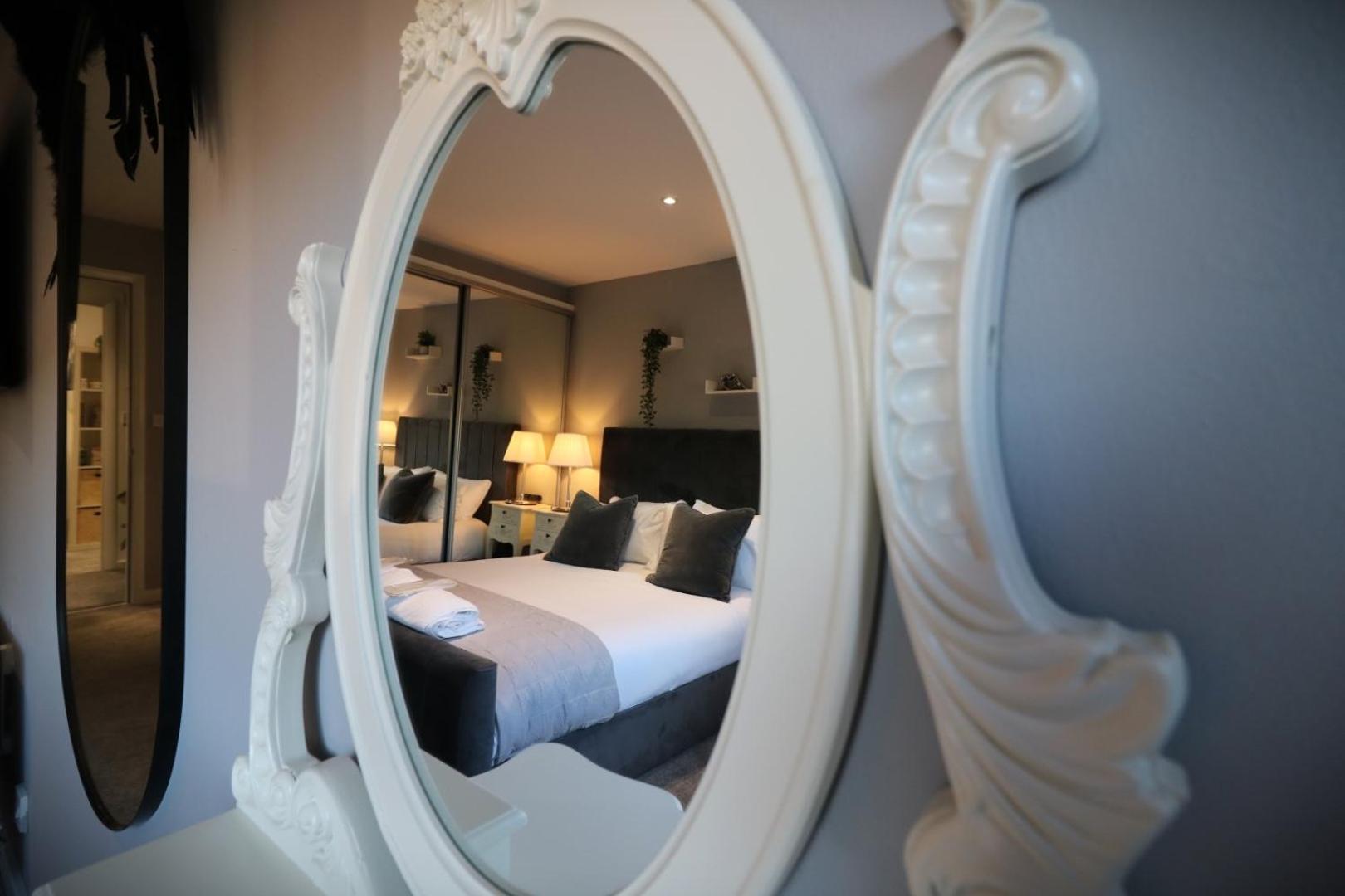 Glas-go 2 Bedroom 3 Min Walk To Secc Hydro Free Parking Onsite