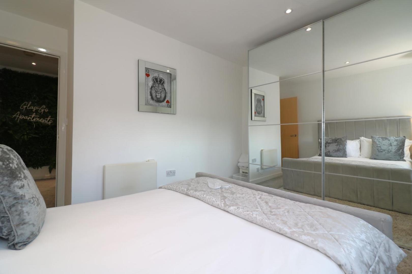 Glas-go 2 Bedroom 3 Min Walk To Secc Hydro Free Parking Onsite Apartment Glasgow