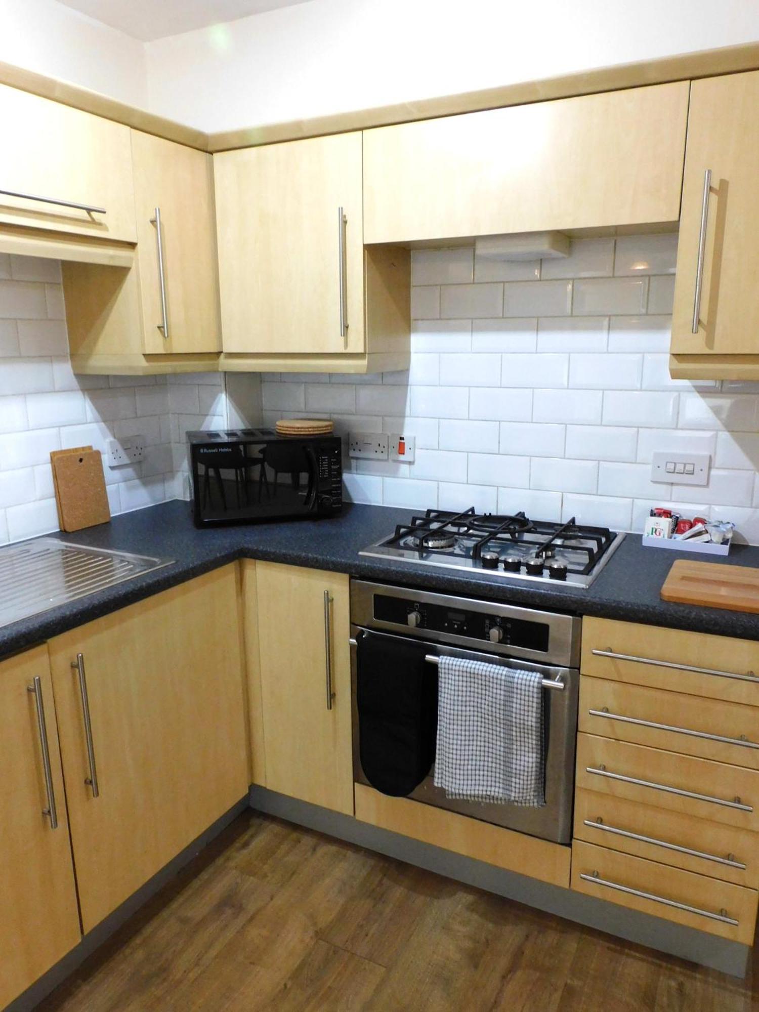 Fabulous 2 Bed 10 Mins From Centre Glasgow