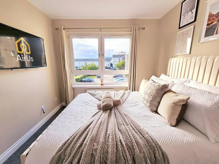 Holiday home Modern 5 Bedroom Townhouse With Free Parking