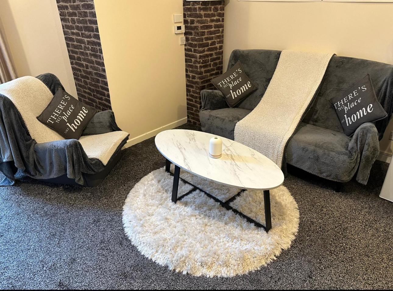 Apartment 1 Bedroom In Centre