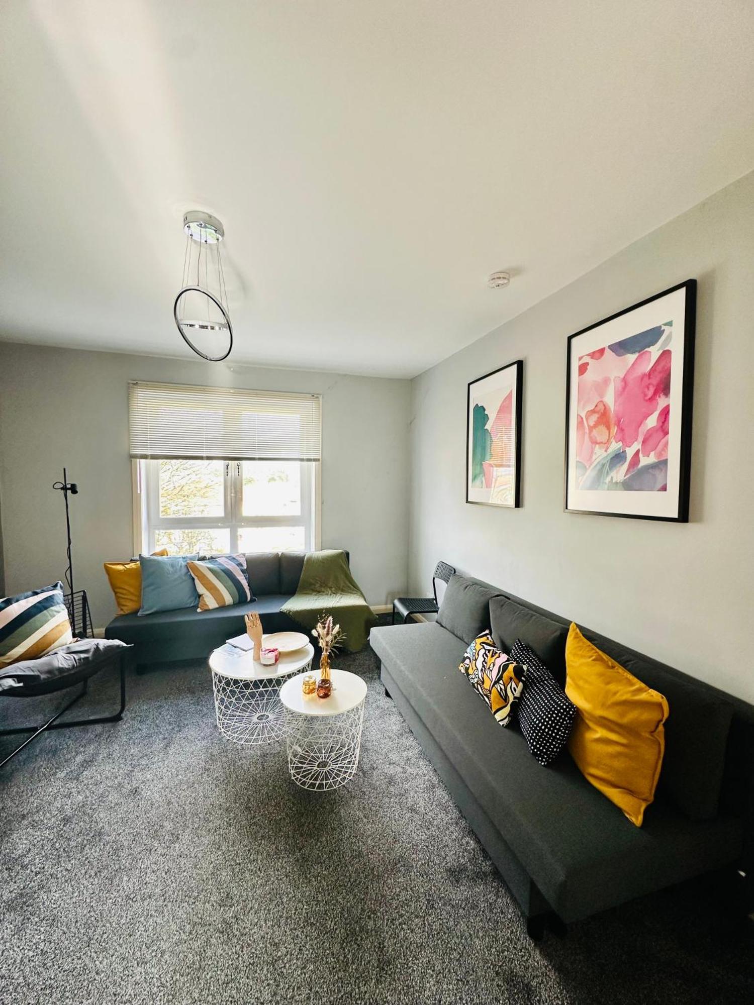 Apartment Modern Style , Separate Entrance *