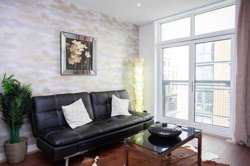 Fantastic Centre Flat *
