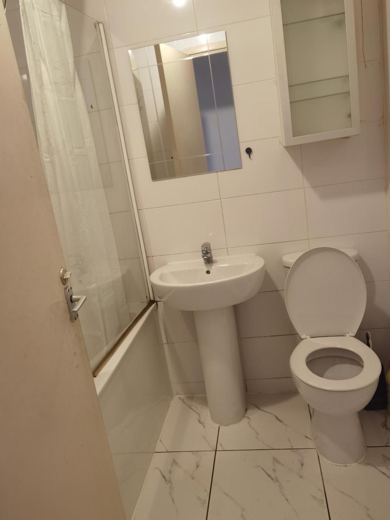 Guest house Double Free Parking Glasgow