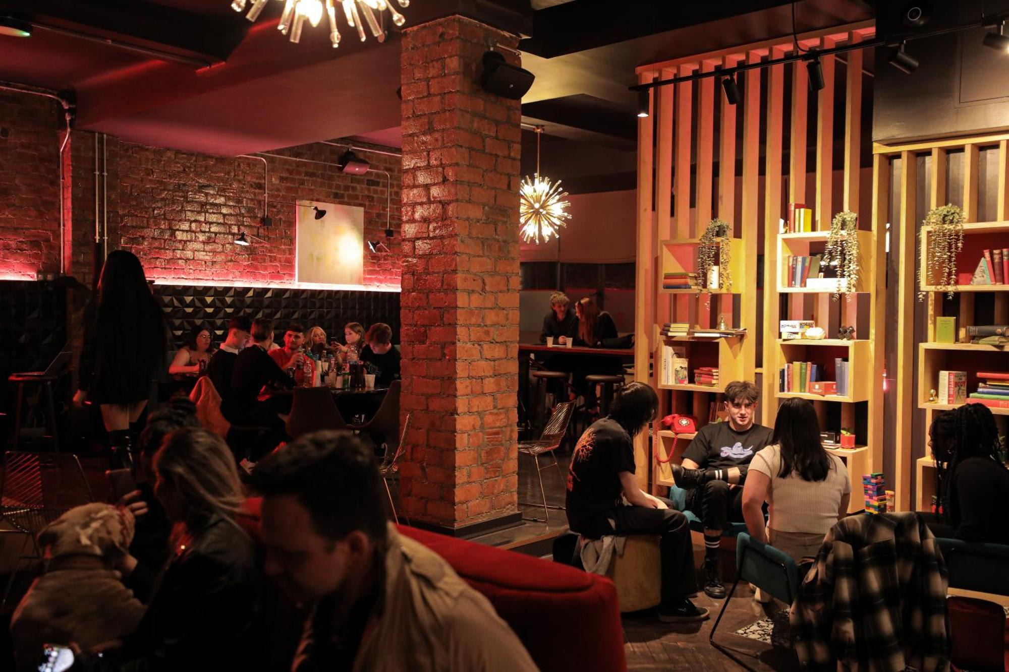 Revolver Hotel