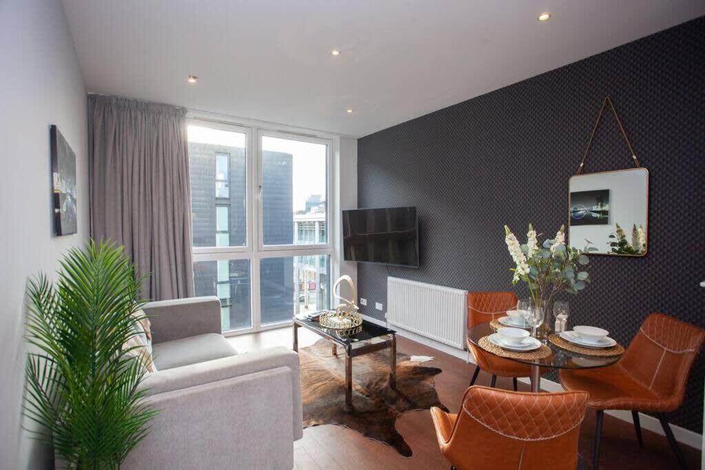 1 Bedroom In Very Location Glasgow