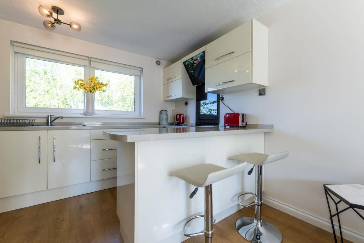 Apartment Stunning Centre 1 Bed With Free Parking