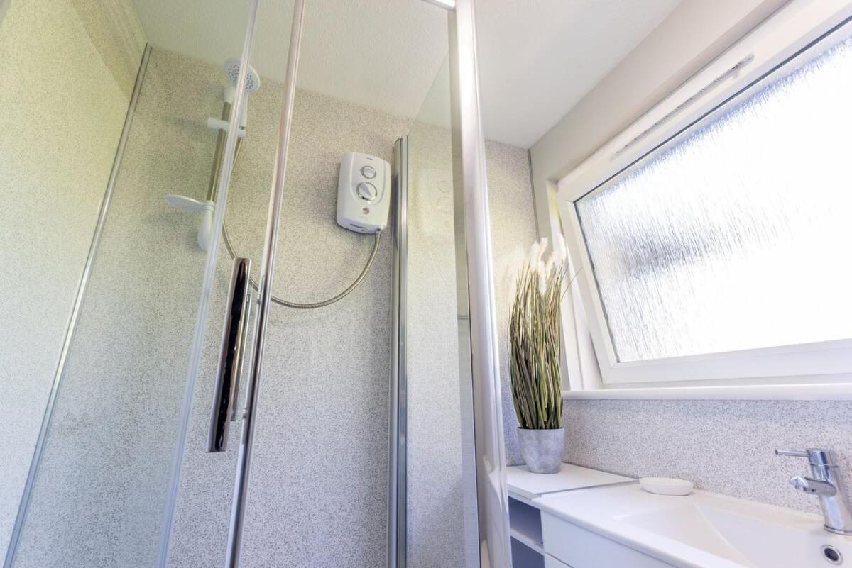 Stunning Centre 1 Bed With Free Parking Glasgow