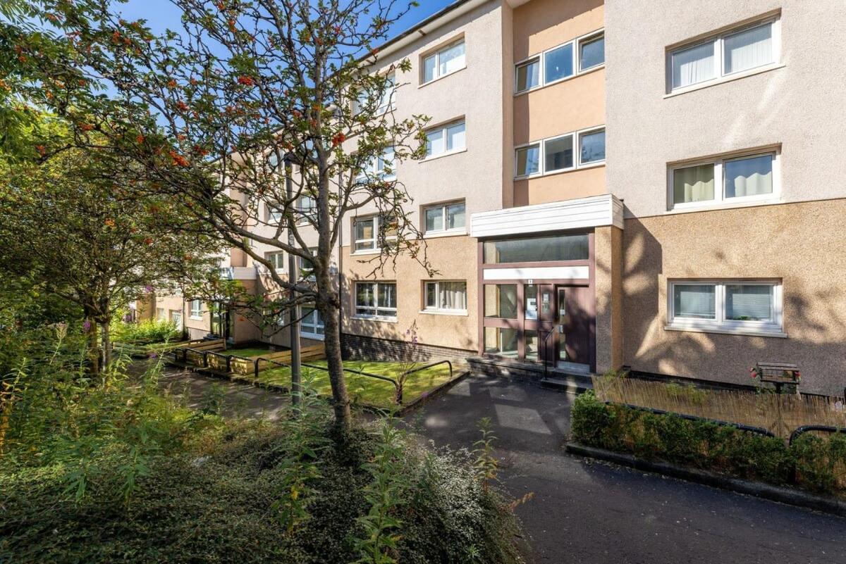 Stunning Centre 1 Bed With Free Parking Glasgow