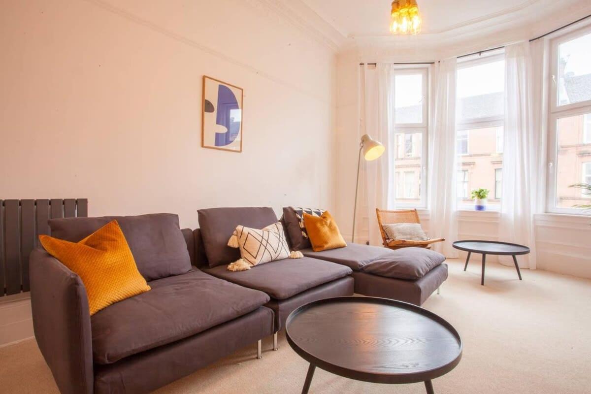 Apartment Stunning 2 Bed In Heart Of West End *