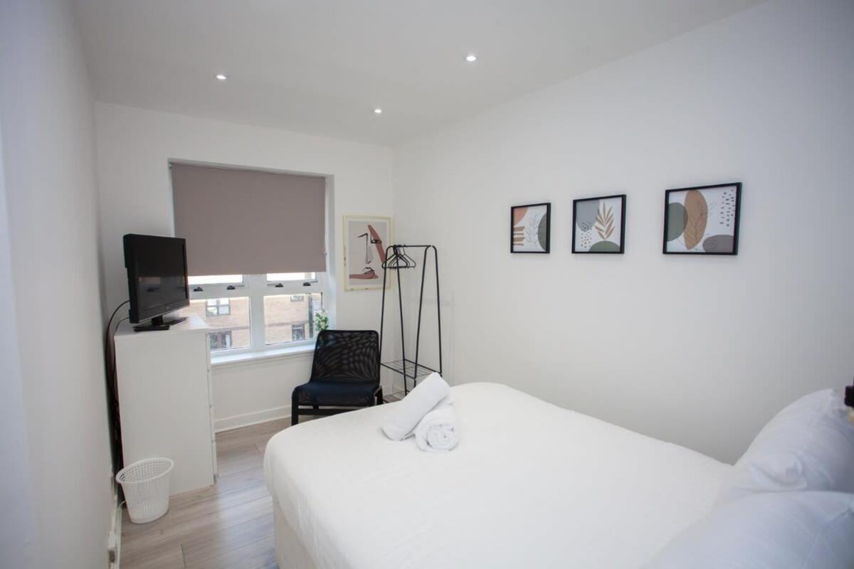 Bright Flat With Balcony And Free Parking Apartment *