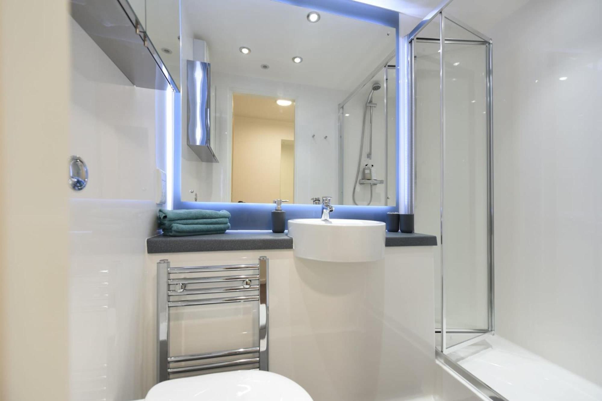 Apartment For Students Only Cosy Ensuite With Private Bathrooms At Dobbie's Point In *