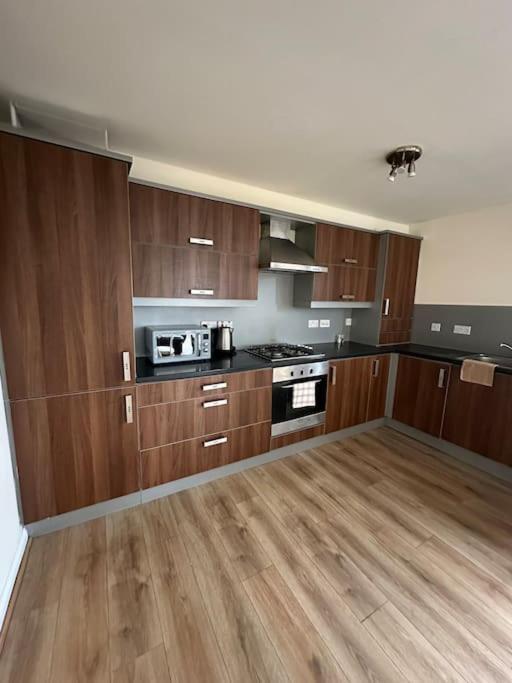 Down Town Pad*2bed&free Parking*