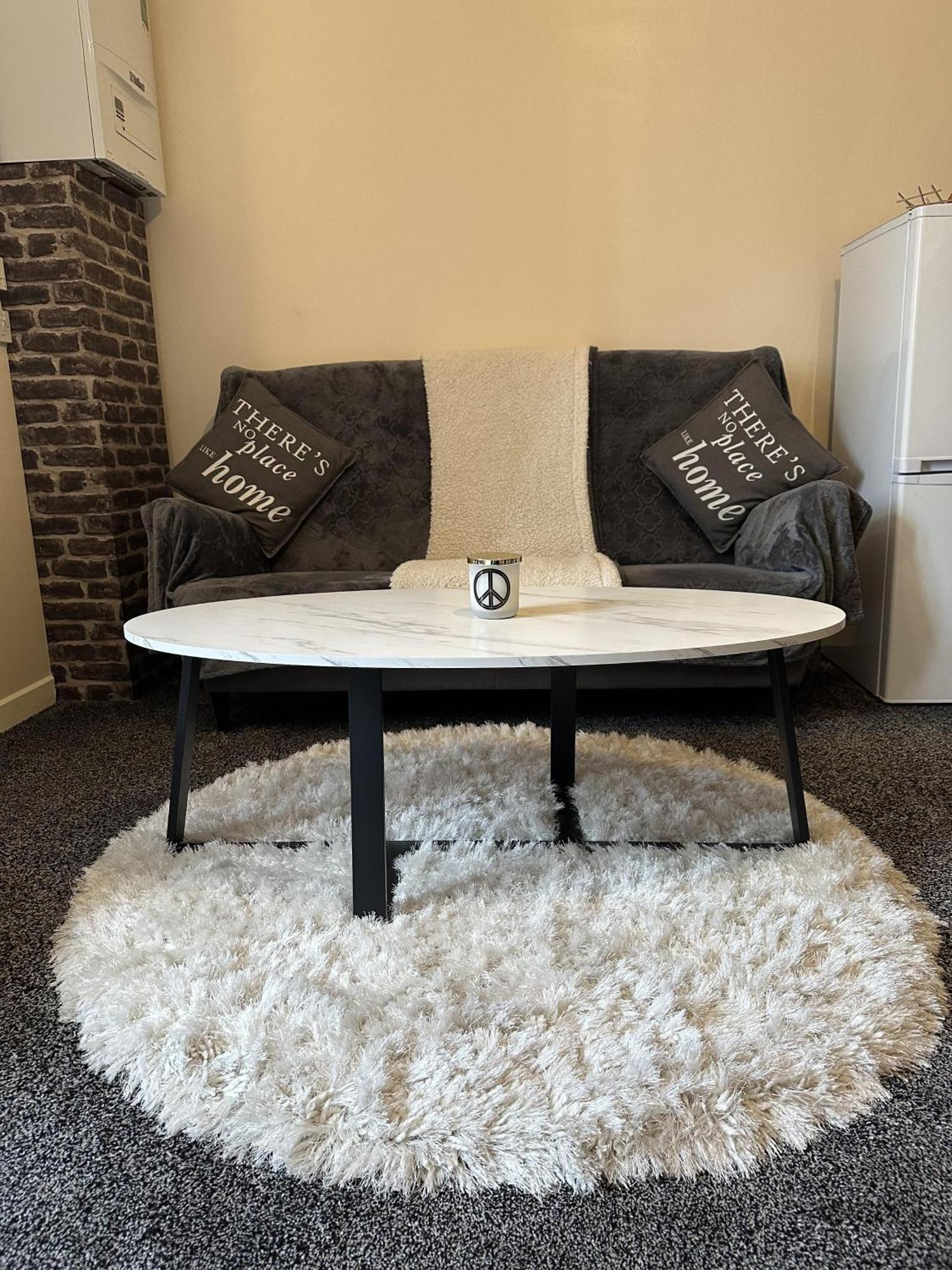 1 Bedroom In Centre Apartment