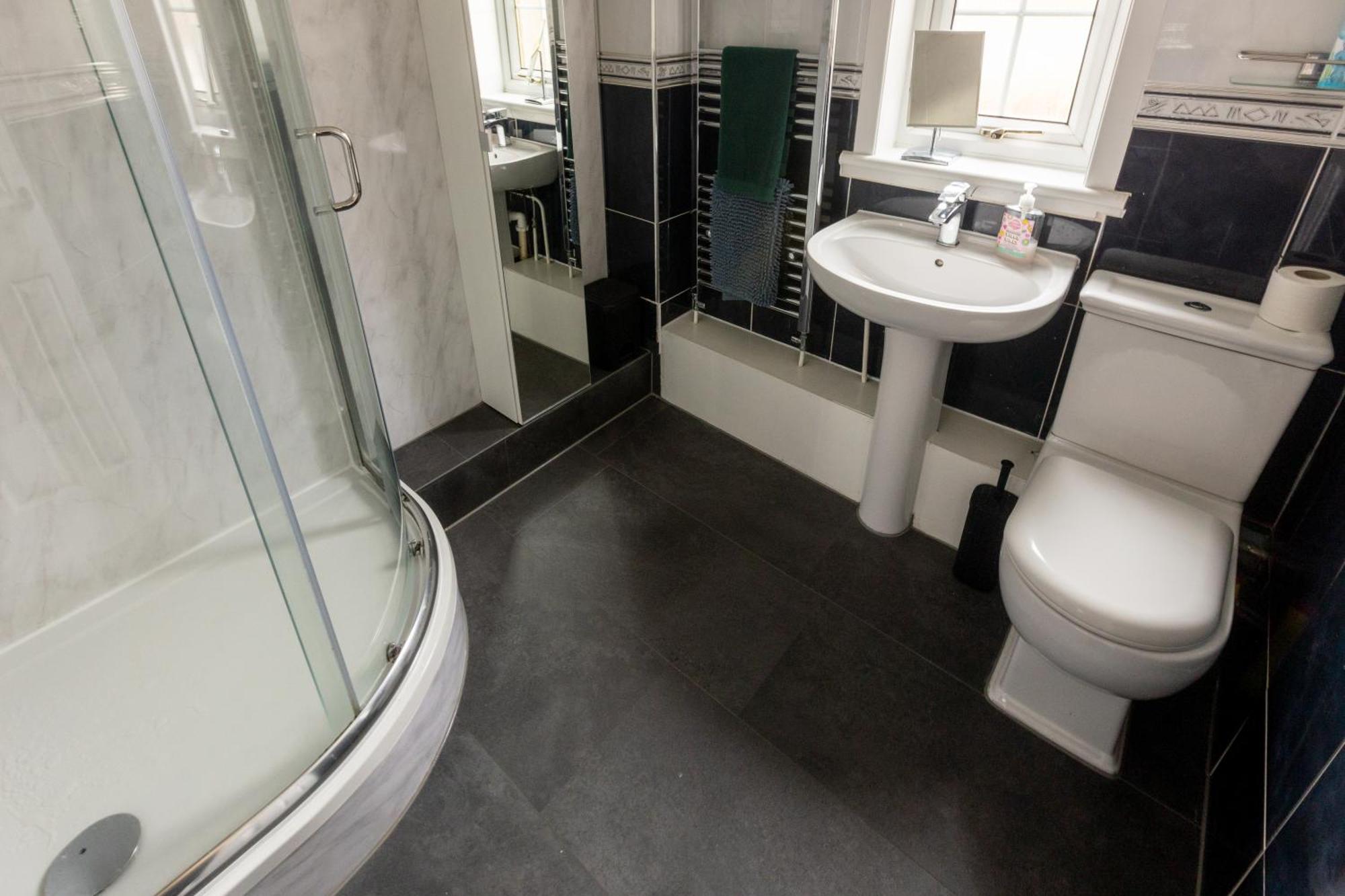 Holiday home Ideal 3 Bed In With Free Parking