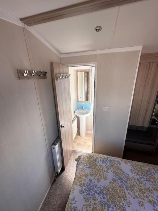 3-bedroom Swift Caravan - Uddingston,
