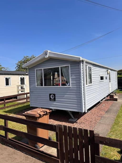 Apartment 3-bedroom Swift Caravan - Uddingston, *