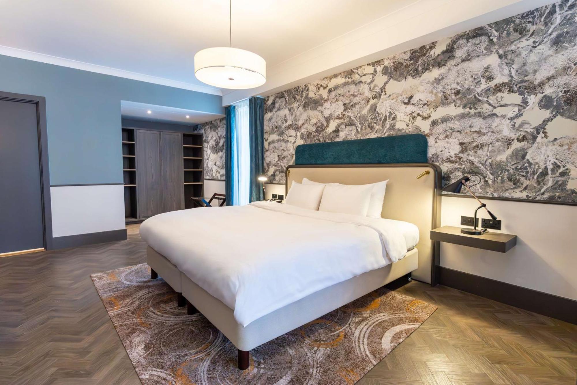 Radisson Blu Hotel, 4*