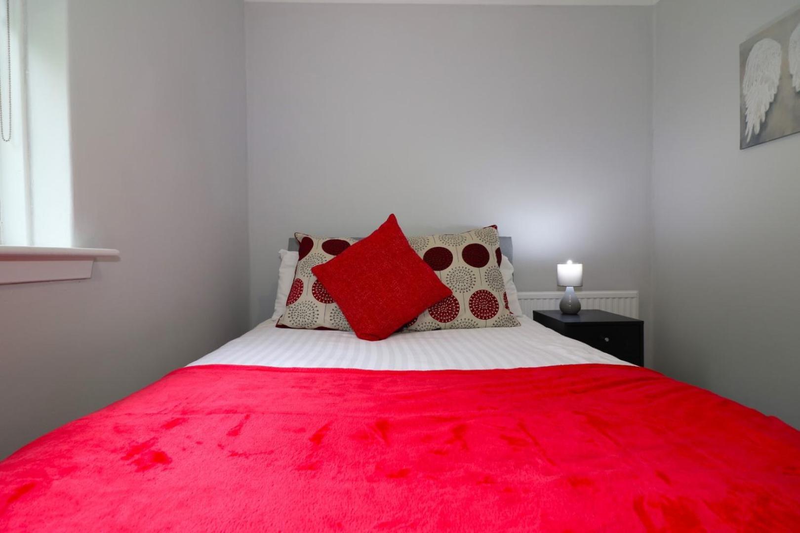 Signature - Huntley House Apartment Glasgow