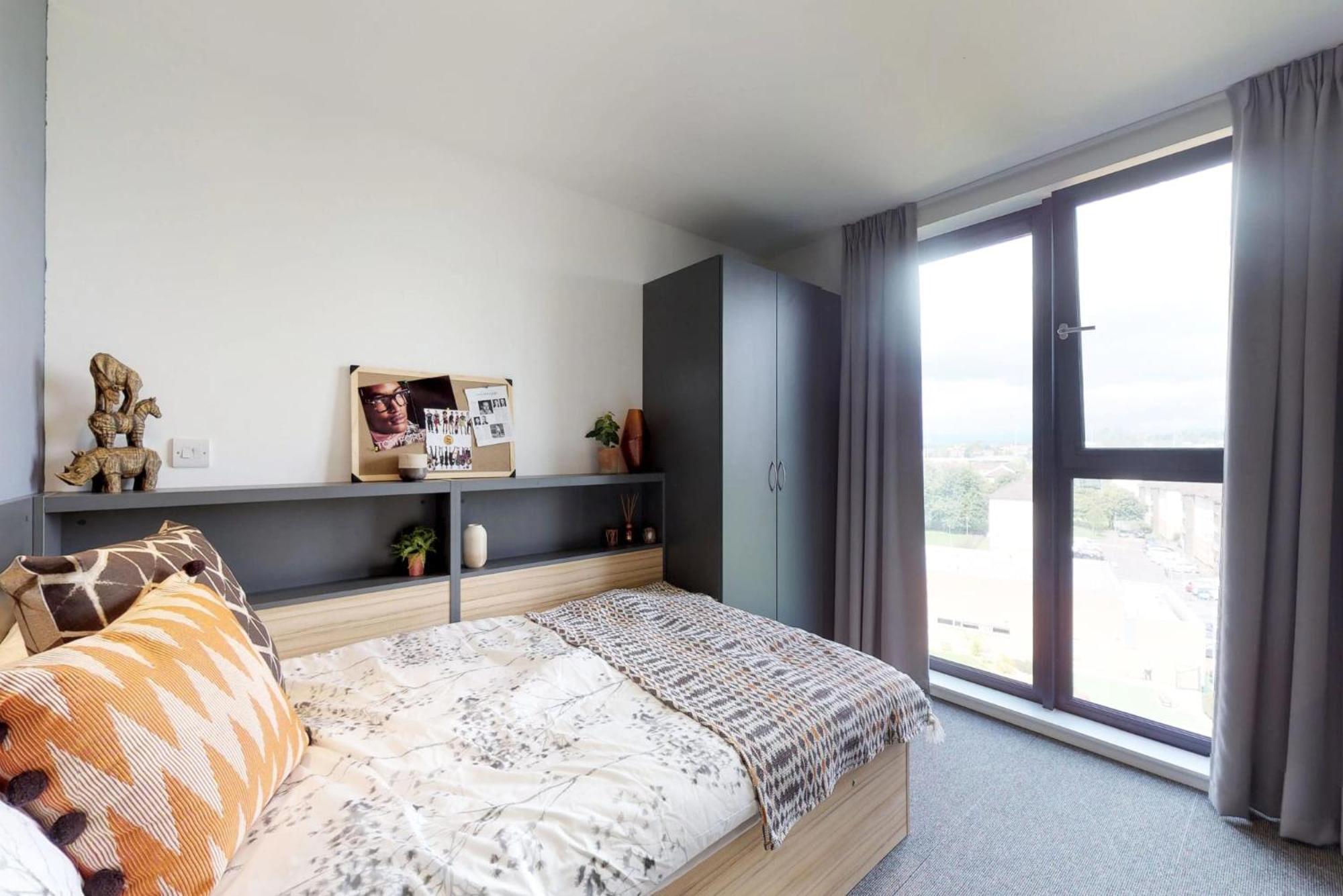 Stunning Living At Abodus St In Glasgow