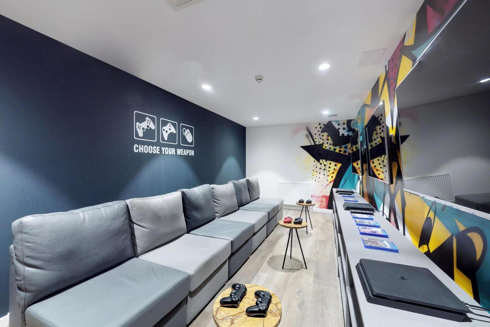 Stunning Living At Abodus St In * Glasgow