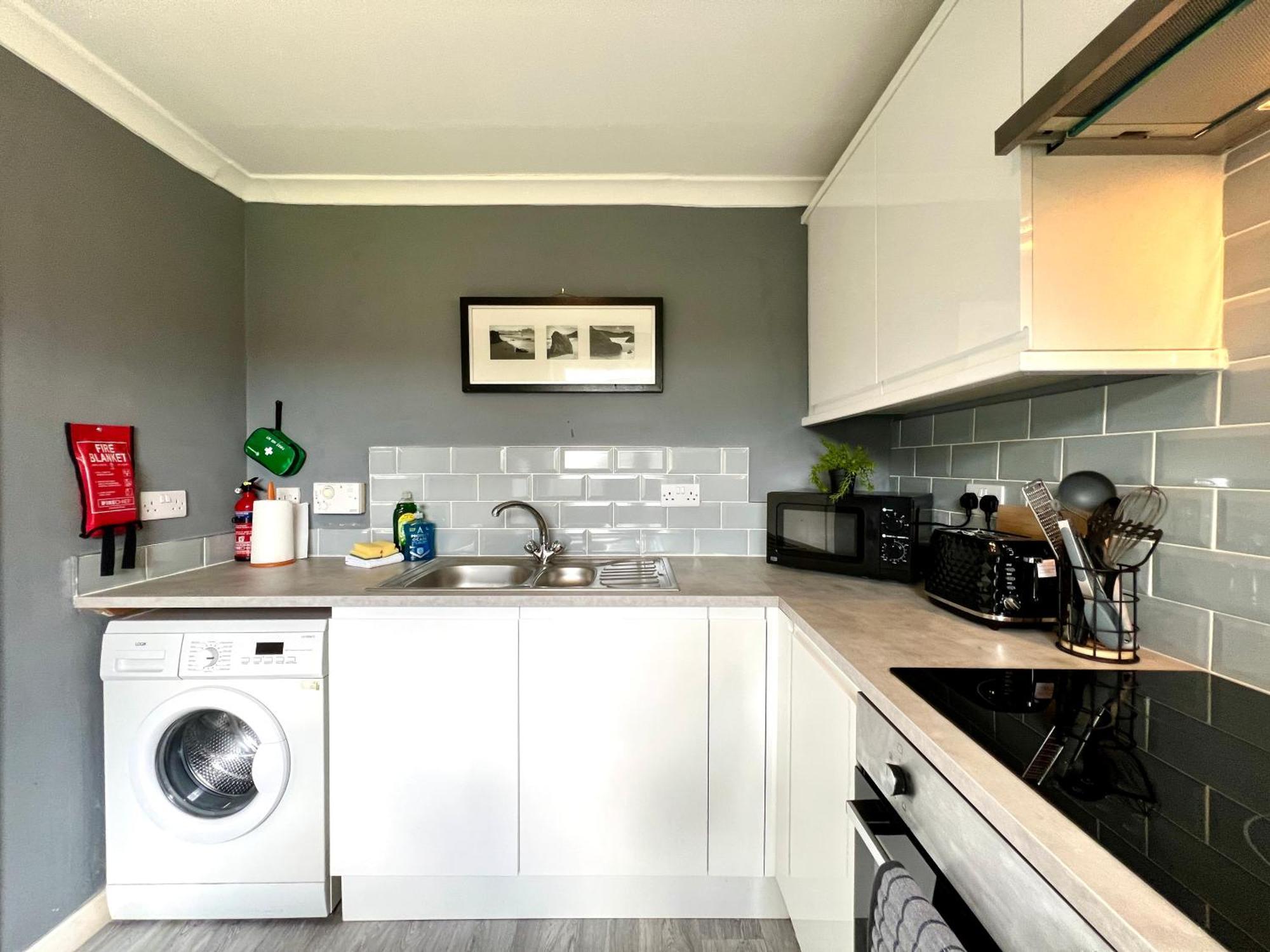 Apartment Spacious 2 Bed-flat In - Free Parking *