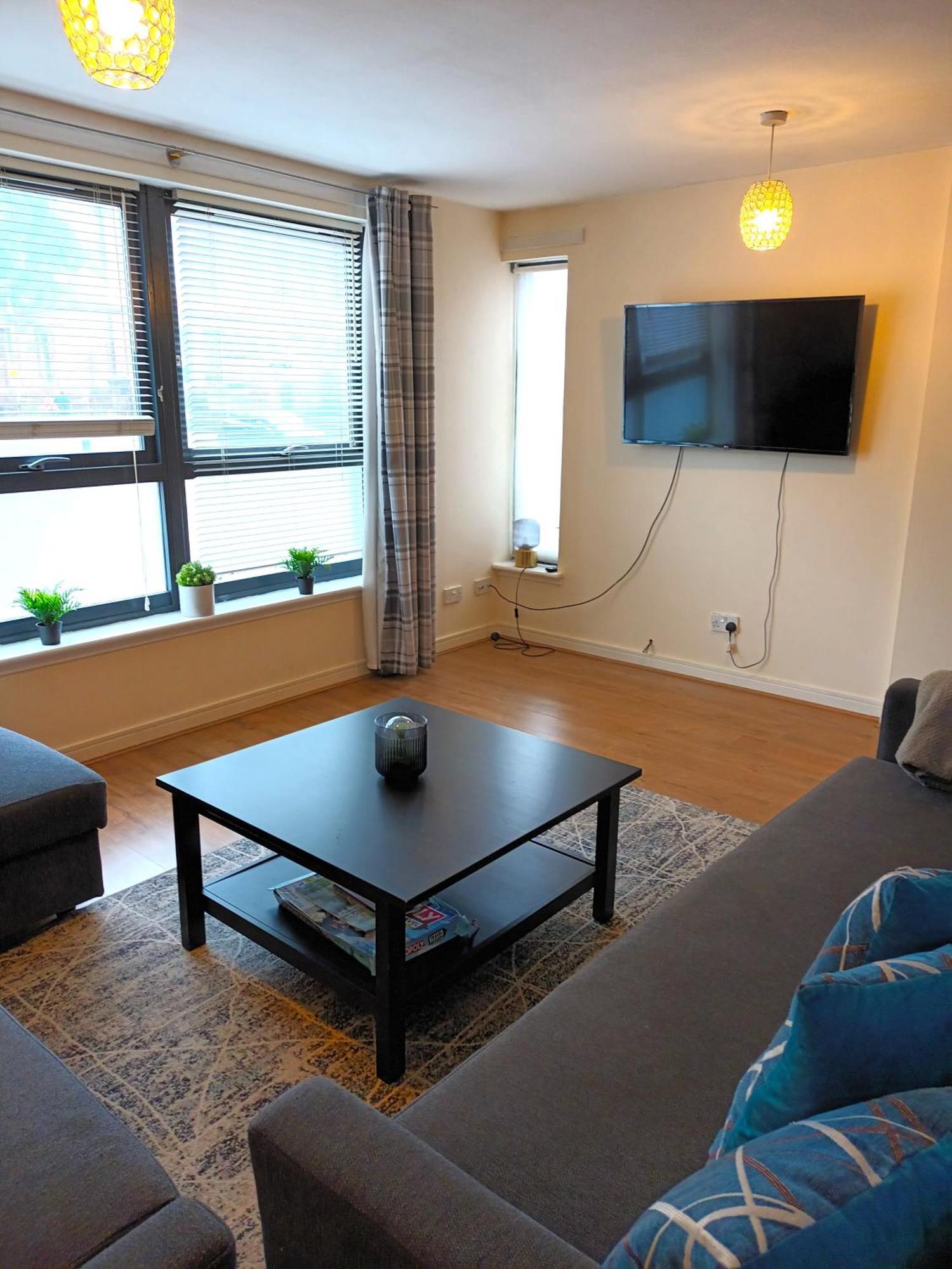 Fabulous 2 Bed 10 Mins From Centre
