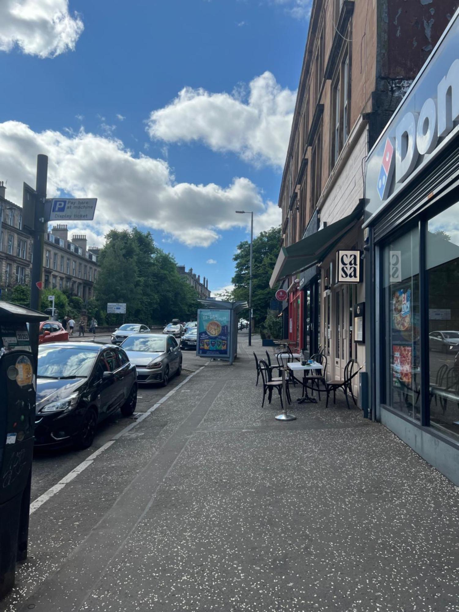 Great Western Road Studio With En Apartment *
