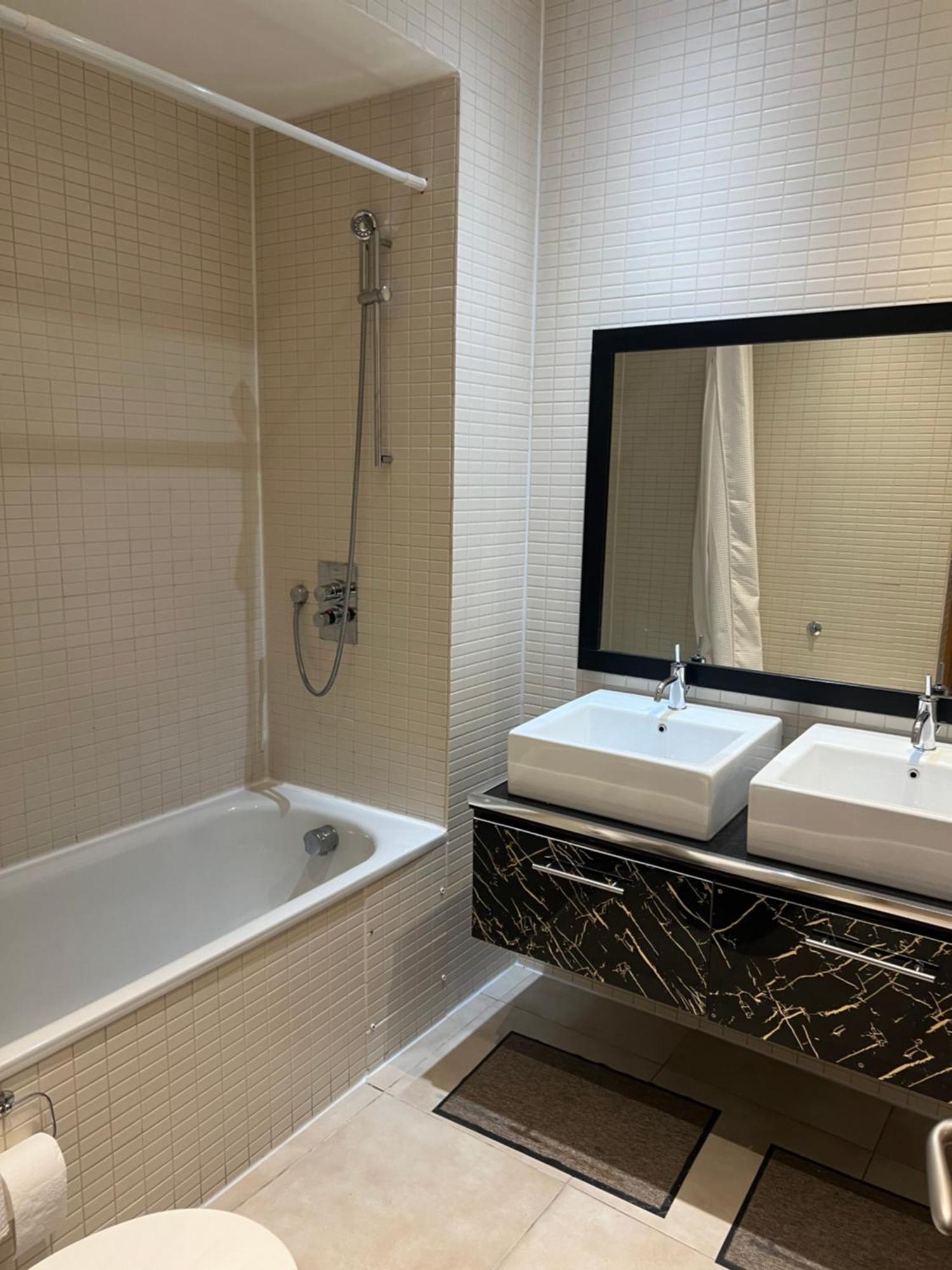 Centre - 2 Bed Glasgow