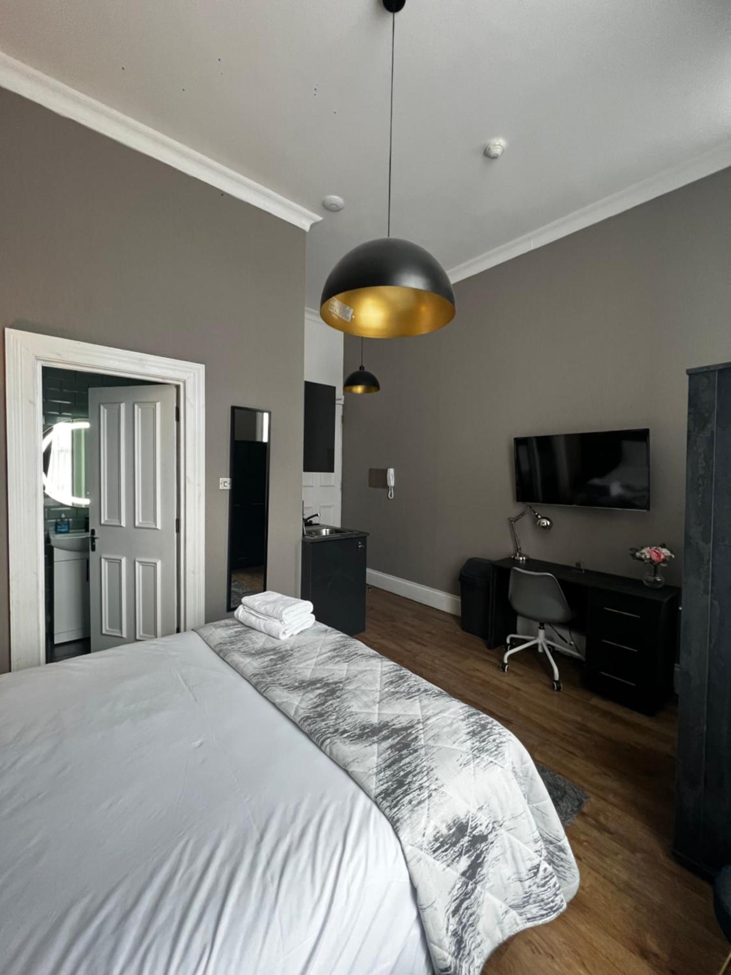 Amani - Centre Aparthotel Glasgow