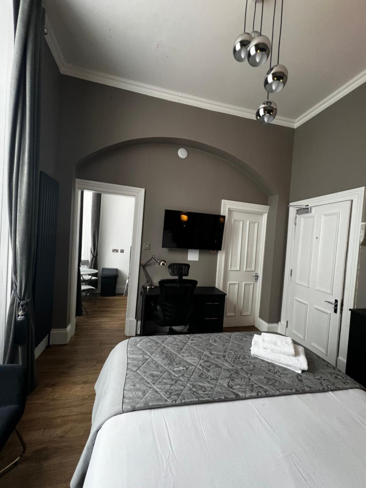 Aparthotel Amani - Centre Glasgow