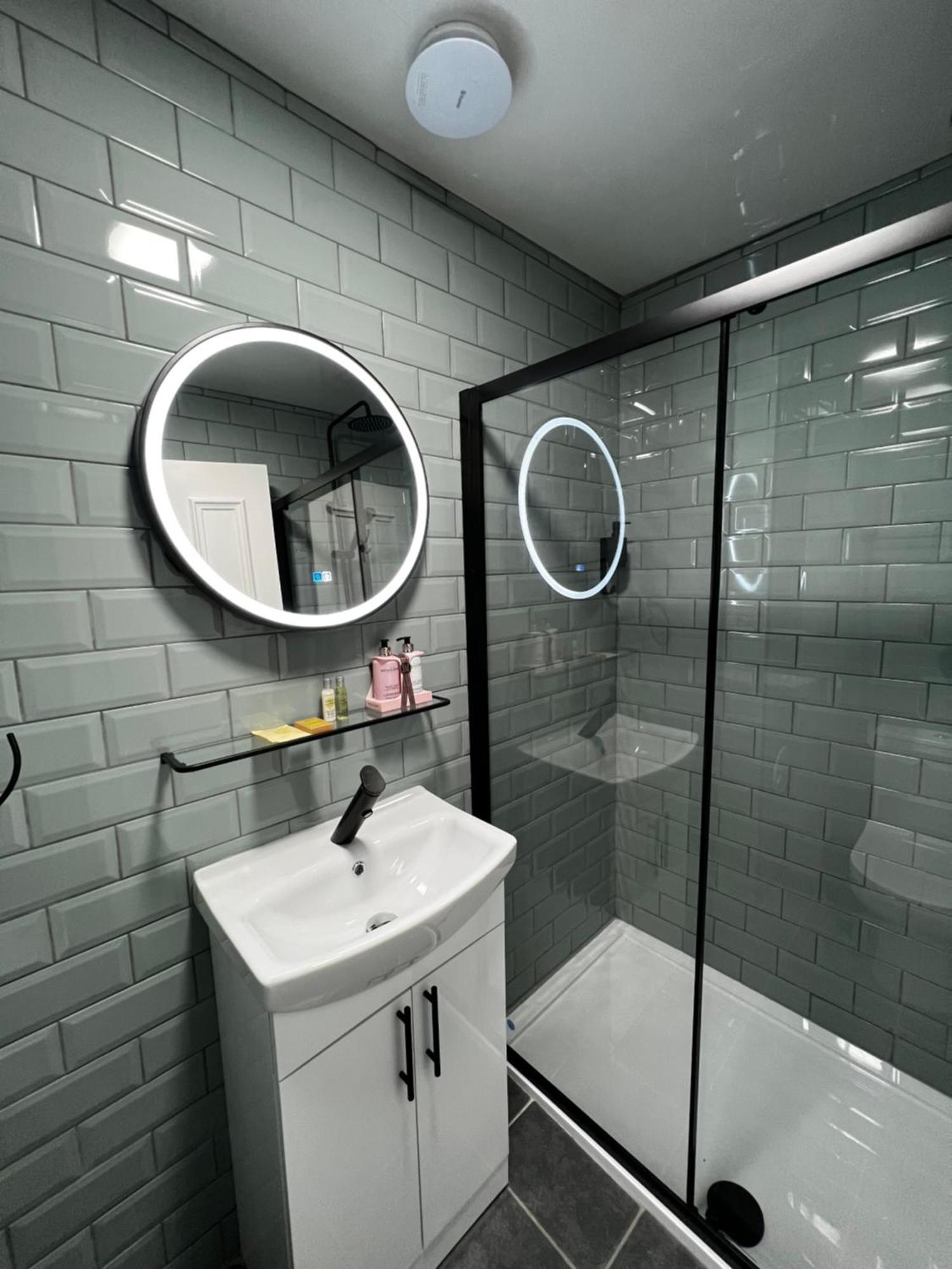 Amani - Centre Aparthotel Glasgow