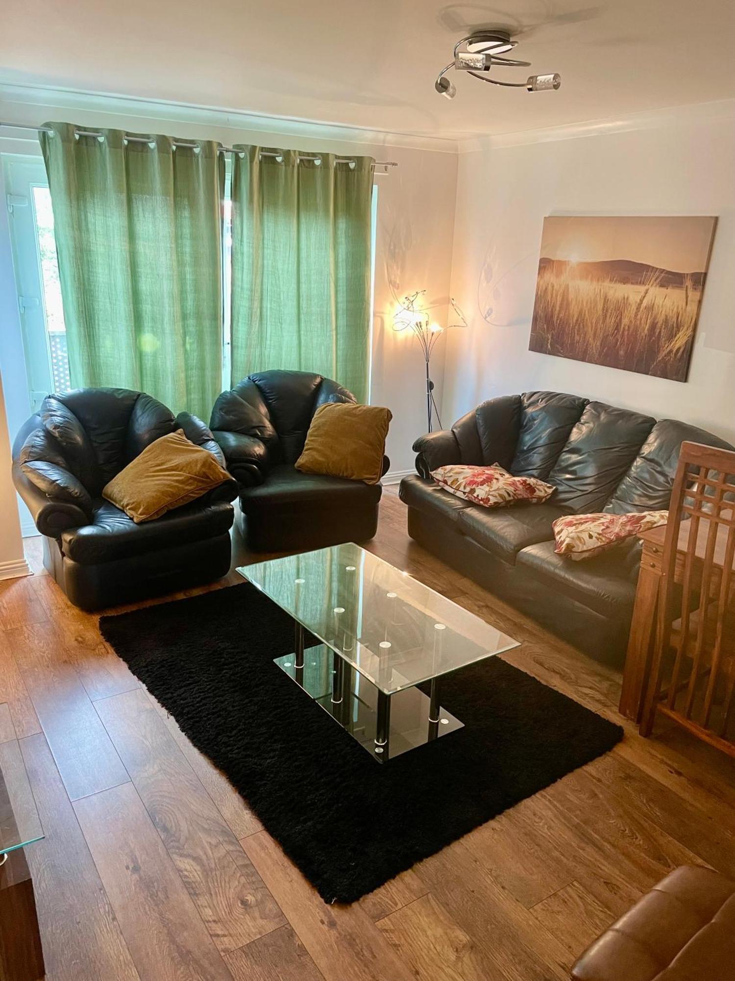 3 Bed ,2 Bedroom City Centre Apt Apartment