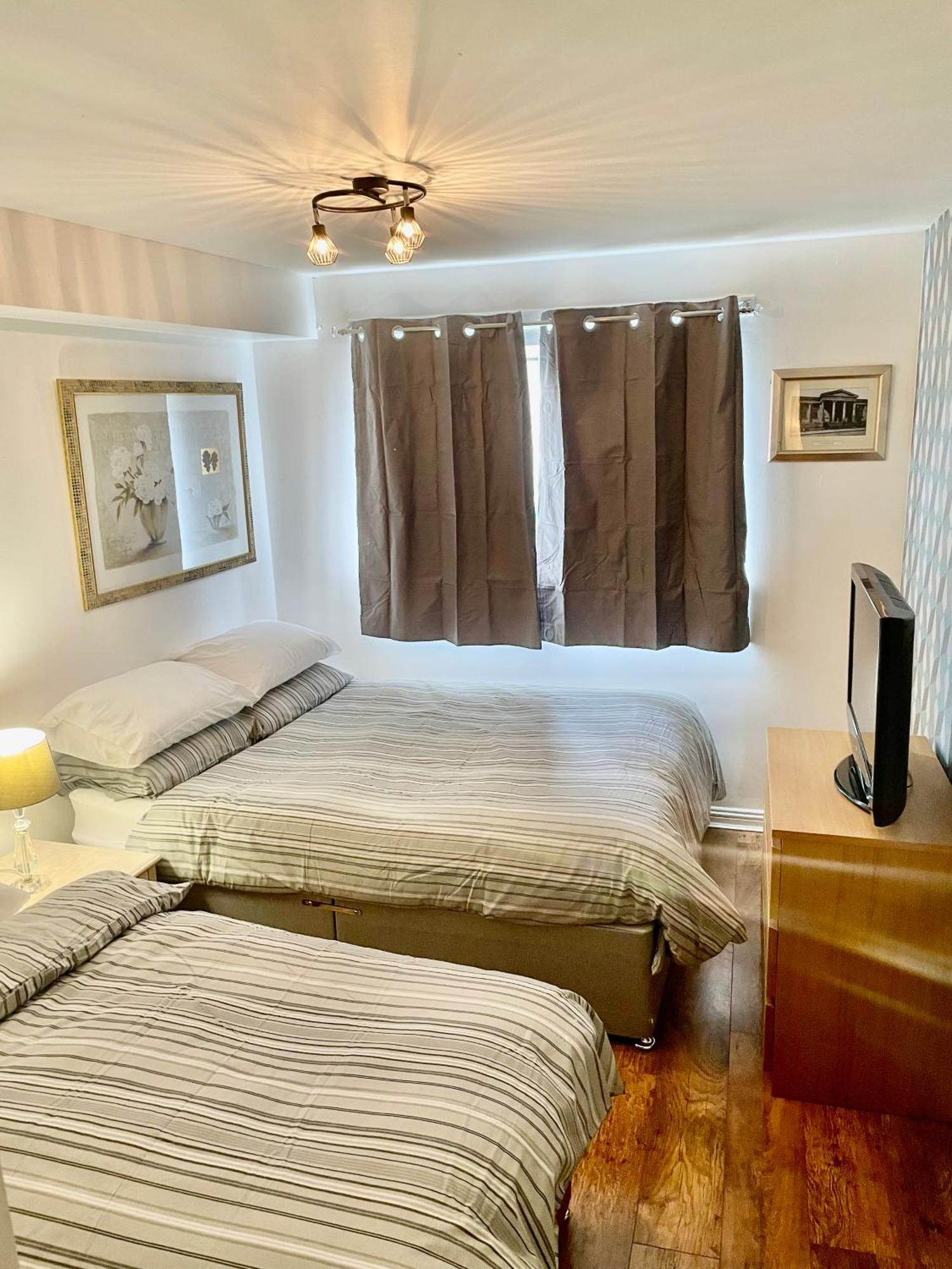 Apartment 3 Bed ,2 Bedroom City Centre Apt