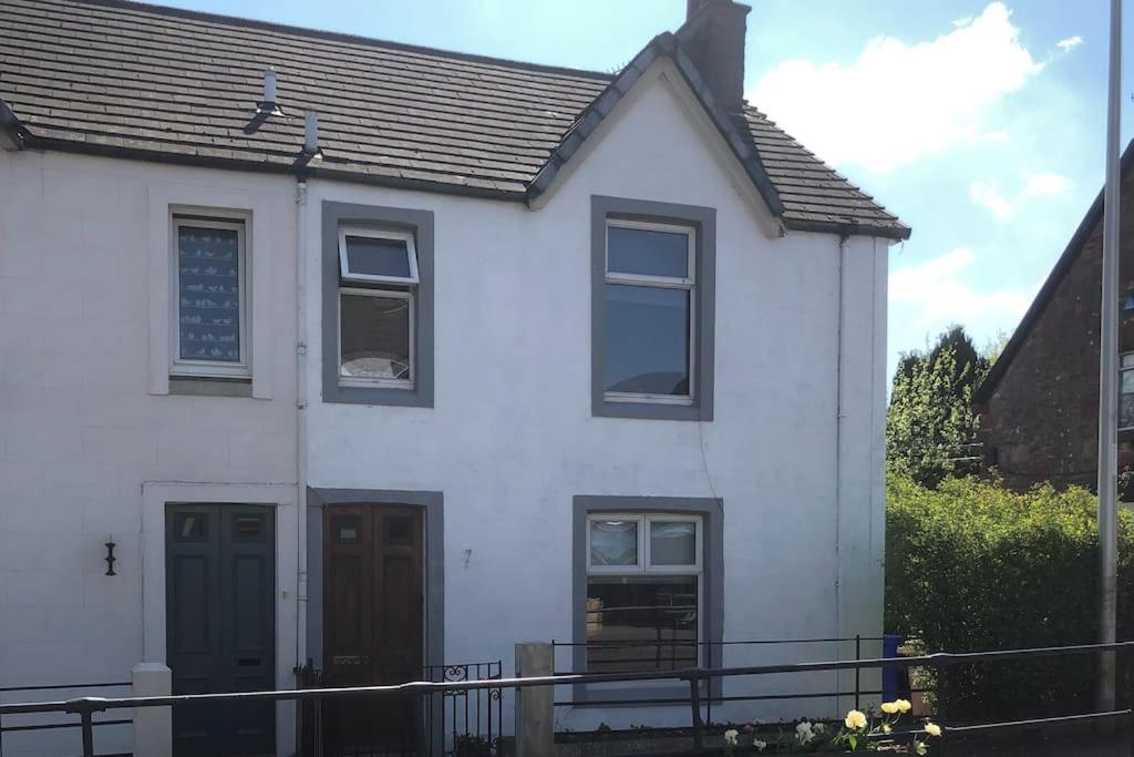 Holiday home House In Drymen Village With Free Local Health Club Access *