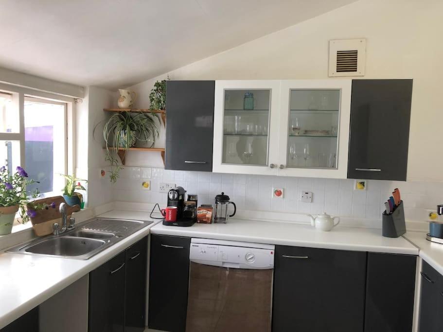 House In Drymen Village With Free Local Health Club Access *