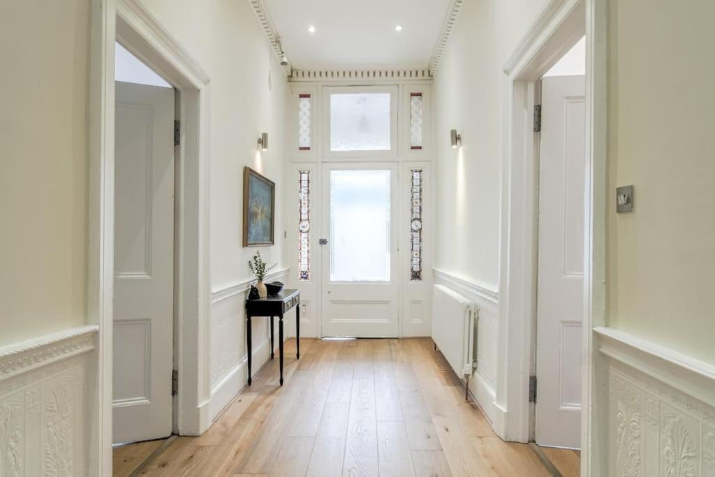 Apartment Timeless 5 Bed Duplex Flat