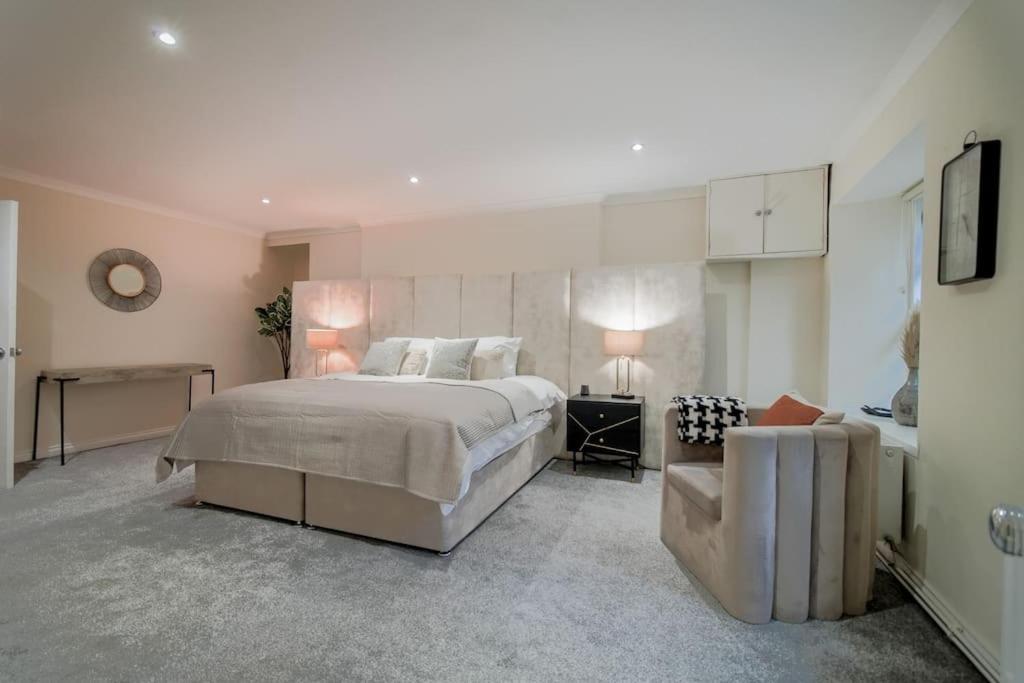Timeless 5 Bed Duplex Flat Apartment